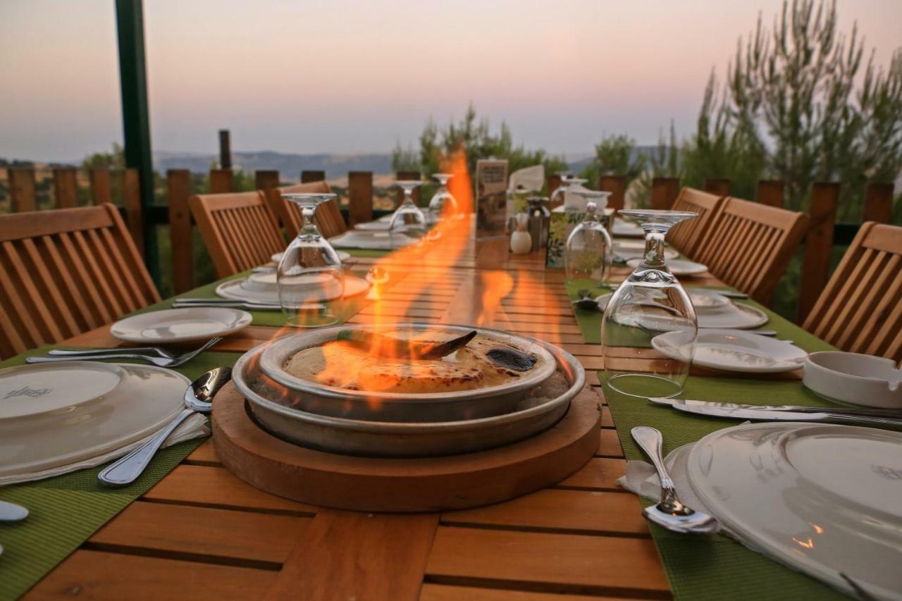 Mountain Breeze Lodge & Resort Al Salt Exteriör bild